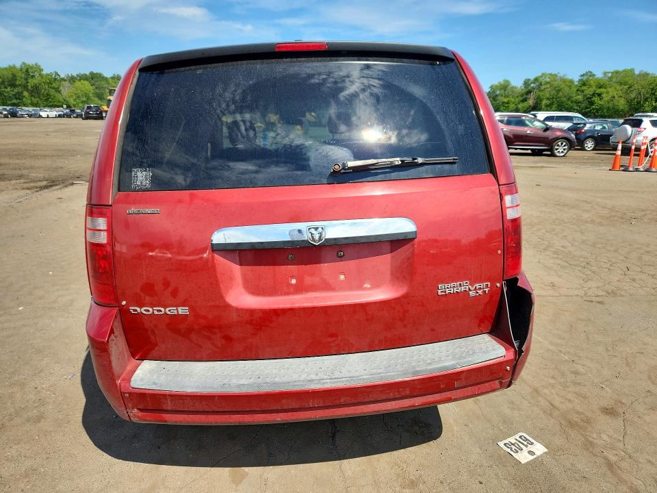 Photo 6 from auction – 2010 DODGE GRAND CARAVAN with VIN 2D4RN5D15AR146168