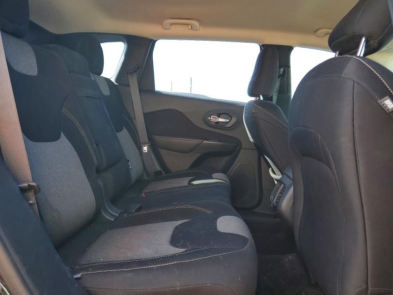 Photo 11 from auction – 2015 JEEP CHEROKEE with VIN 1C4PJLAB3FW663162