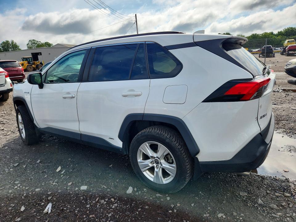 Photo 2 from auction – 2021 TOYOTA RAV4 with VIN 4T3LWRFV0MU047016