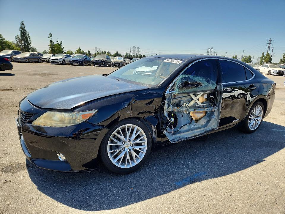 LEXUS ES 2013 с VIN JTHBW1GG1D2016233 - Фото с аукциона