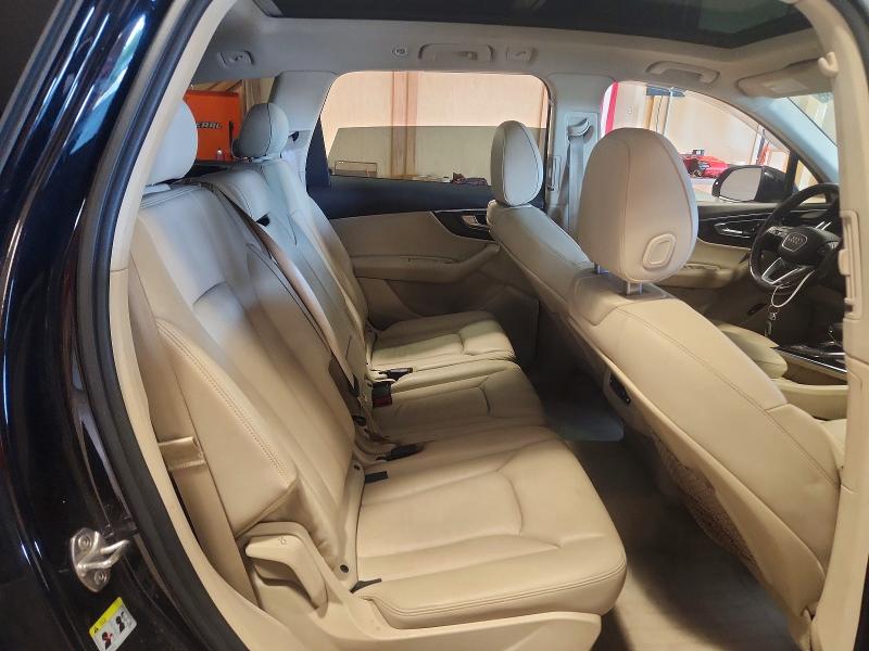 Photo 11 from auction – 2017 AUDI Q7 with VIN WA1LAAF78HD043696