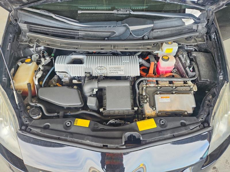 Photo 11 from auction – 2011 TOYOTA PRIUS with VIN JTDKN3DU6B1419749