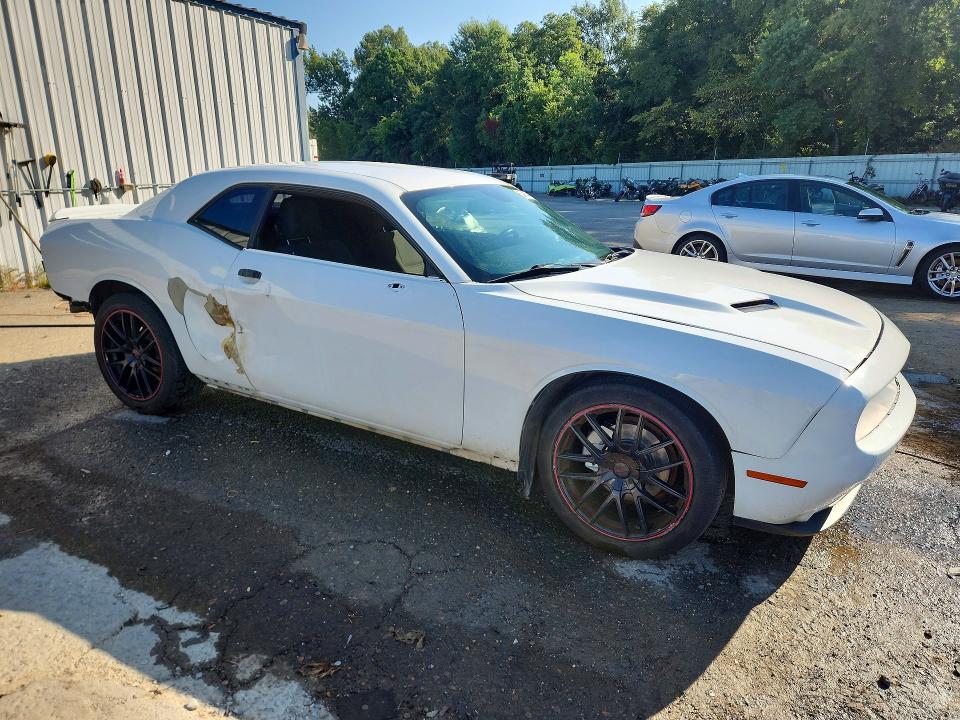 Photo 4 from auction – 2019 DODGE CHALLENGER with VIN 2C3CDZAG5KH712671