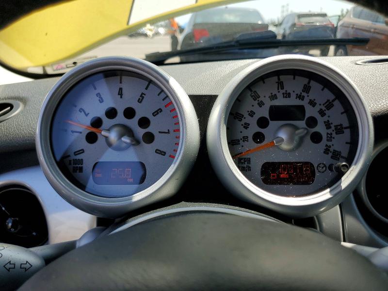 Photo 9 from auction – 2005 MINI COOPER with VIN WMWRC33595TJ72182