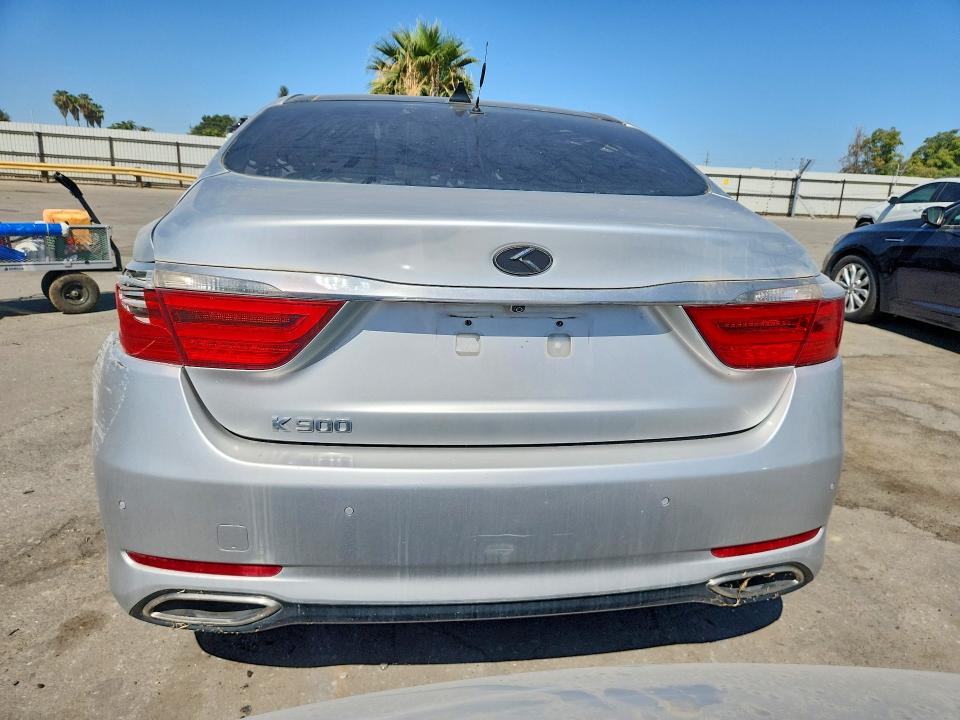 Photo 6 from auction – 2016 KIA K900 with VIN KNALU4D33G6031468