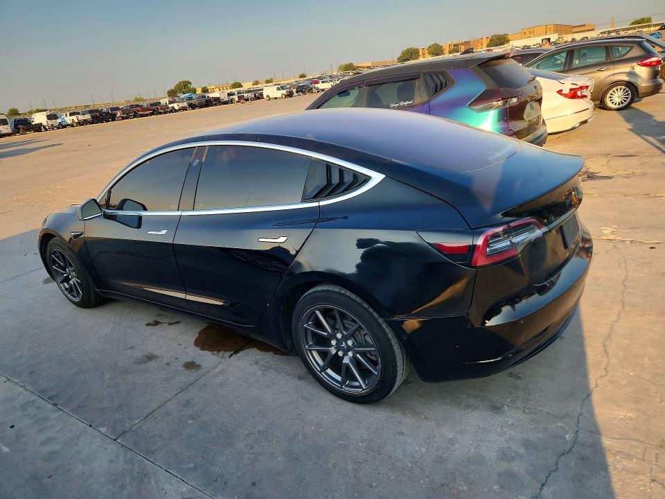 Photo 2 from auction – 2018 TESLA MODEL 3 with VIN 5YJ3E1EA2JF172376