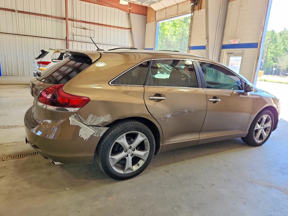 Photo 3 from auction – 2013 TOYOTA VENZA with VIN 4T3BK3BB4DU084070