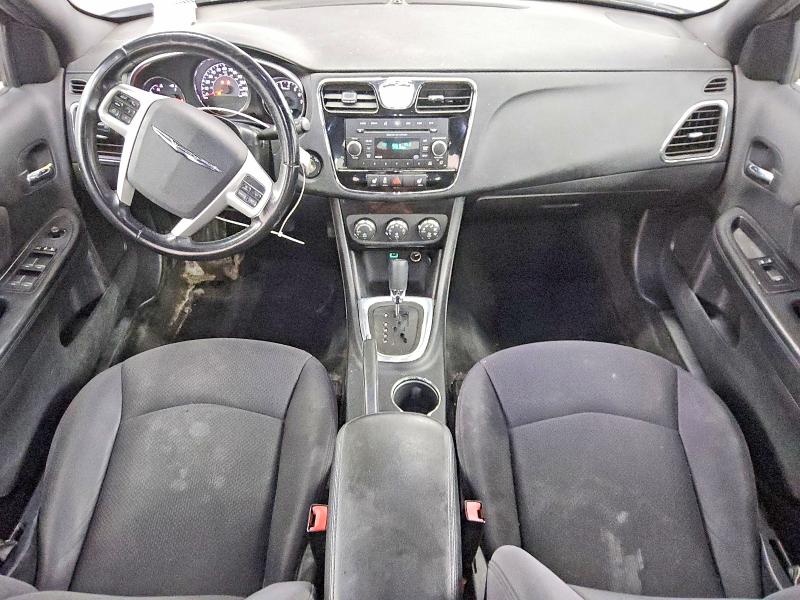 Photo 8 from auction – 2013 CHRYSLER 200 with VIN 1C3CCBBB4DN633354
