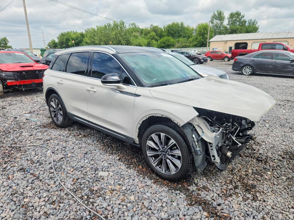 Photo 4 from auction – 2020 LINCOLN CORSAIR with VIN 5LMCJ2D95LUL12917