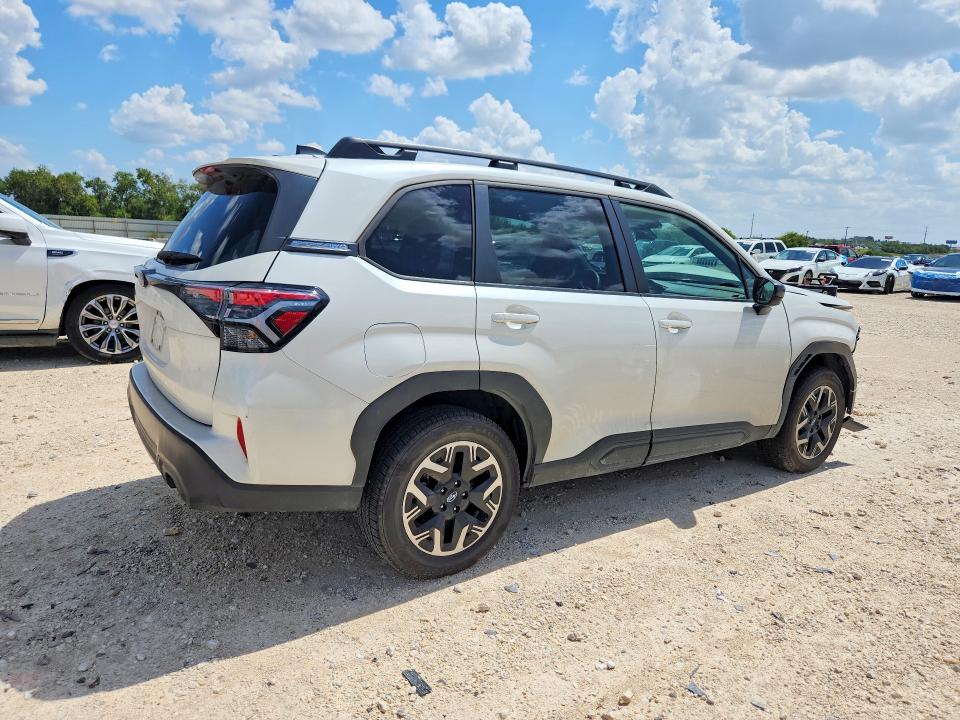 Photo 3 from auction – 2025 SUBARU FORESTER with VIN JF2SLDDCXSH576728