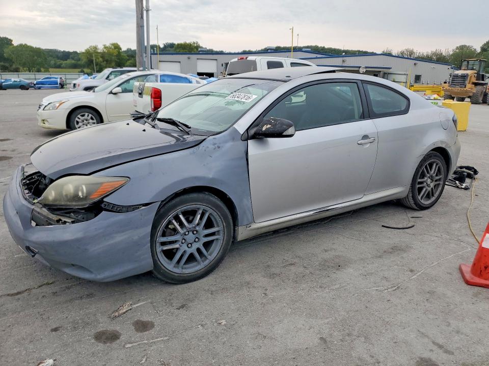 SCION TC 2005 with VIN JTKDE167850043790 - Photo from auction