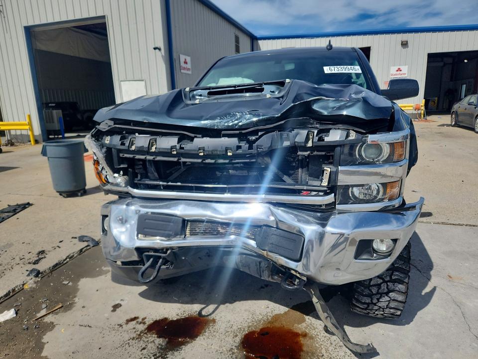 Photo 5 from auction – 2019 CHEVROLET SILVERADO with VIN 1GC1KSEY6KF193389