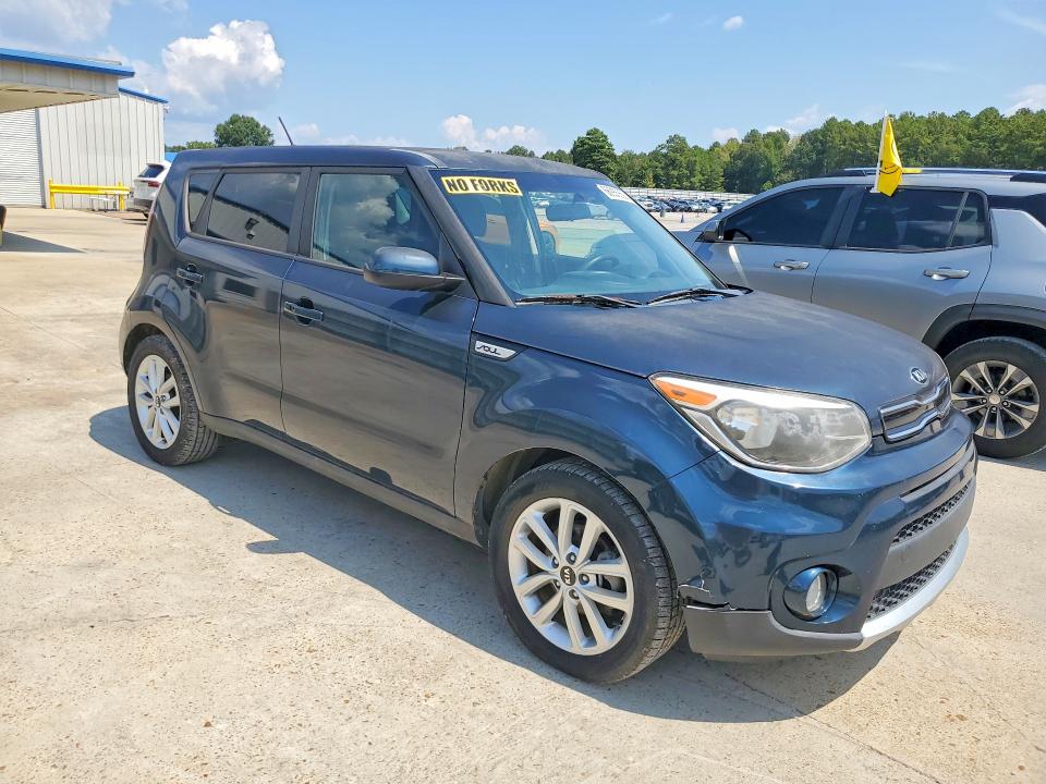 Photo 4 from auction – 2017 KIA SOUL with VIN KNDJP3A50H7477719