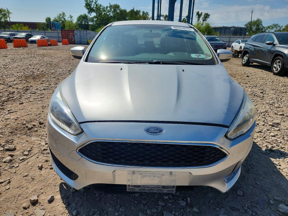 Photo 5 from auction – 2015 FORD FOCUS with VIN 1FADP3F26FL360359