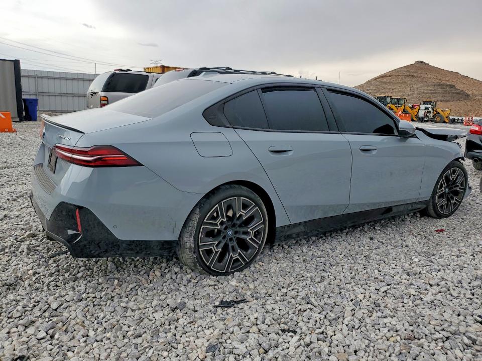 Photo 3 from auction – 2025 BMW I5 with VIN WBY33FK04SCU68656