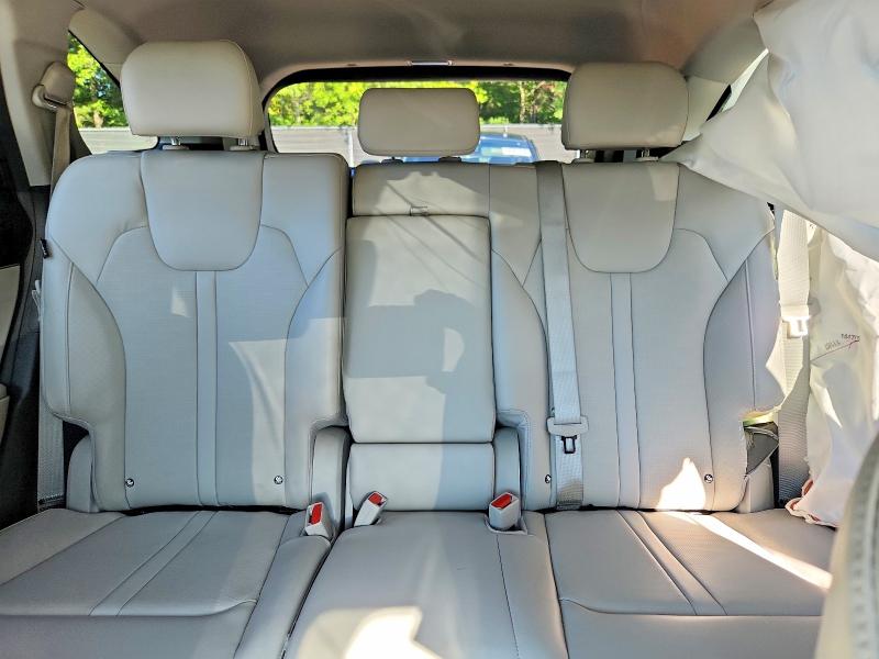 Photo 10 from auction – 2025 KIA SORENTO with VIN 5XYRLDJC8SG406054