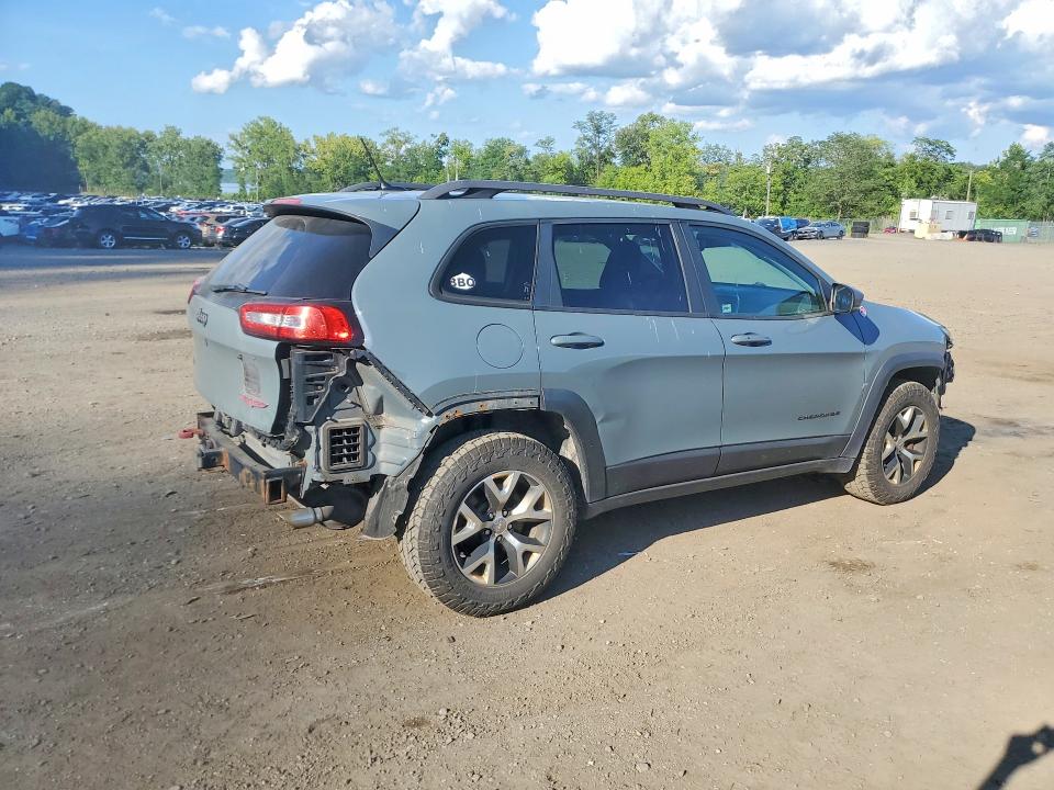 Photo 3 from auction – 2014 JEEP CHEROKEE with VIN 1C4PJMBS9EW186353