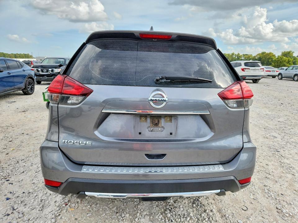Zdjęcie 6 z aukcji – 2017 NISSAN ROGUE z VIN JN8AT2MTXHW384037