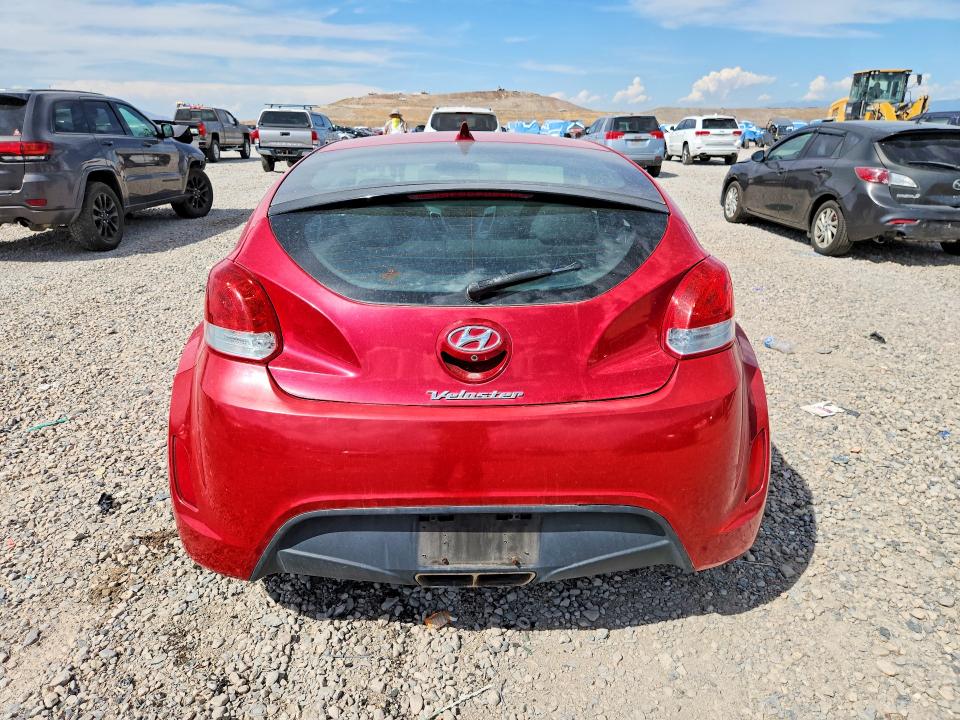 Photo 6 from auction – 2014 HYUNDAI VELOSTER with VIN KMHTC6AD8EU192224