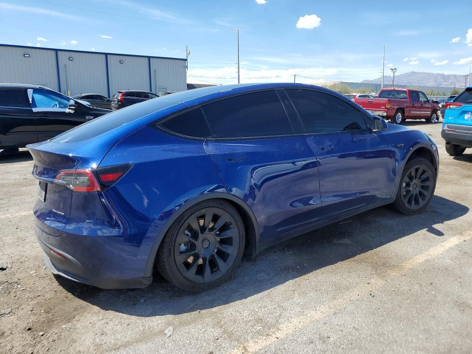 Photo 3 from auction – 2023 TESLA MODEL Y with VIN 7SAYGAEE2PF964591