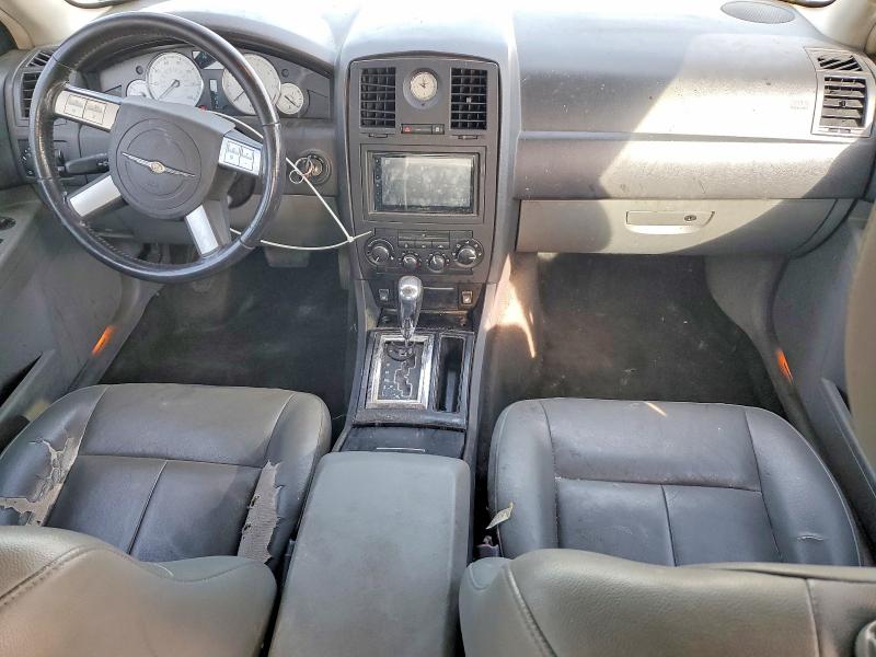 Photo 8 from auction – 2005 CHRYSLER 300 with VIN 2C3JA53G75H642097
