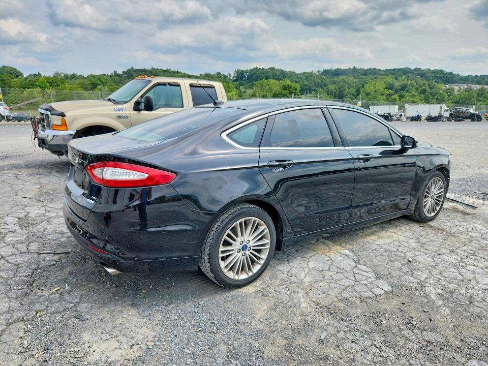 Photo 3 from auction – 2016 FORD FUSION with VIN 1FA6P0HD6G5126265