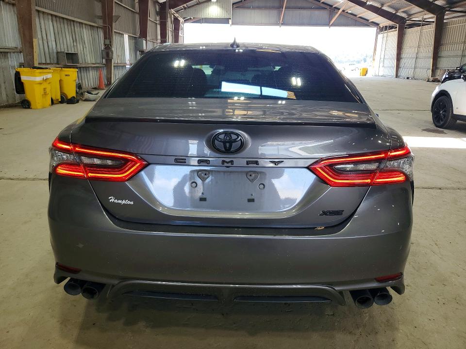 Photo 6 from auction – 2022 TOYOTA CAMRY with VIN 4T1K61AK7NU717147