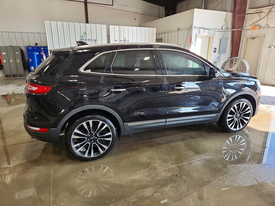 Фото 3 с аукциона – 2019 LINCOLN MKC с VIN 5LMTJ3DH7KUL02093