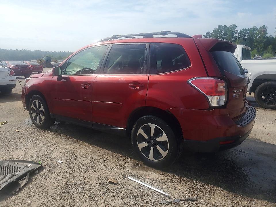 Photo 2 from auction – 2018 SUBARU FORESTER with VIN JF2SJAGC4JH573984