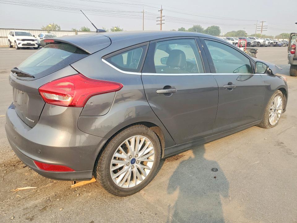Photo 3 from auction – 2017 FORD FOCUS with VIN 1FADP3N25HL264856