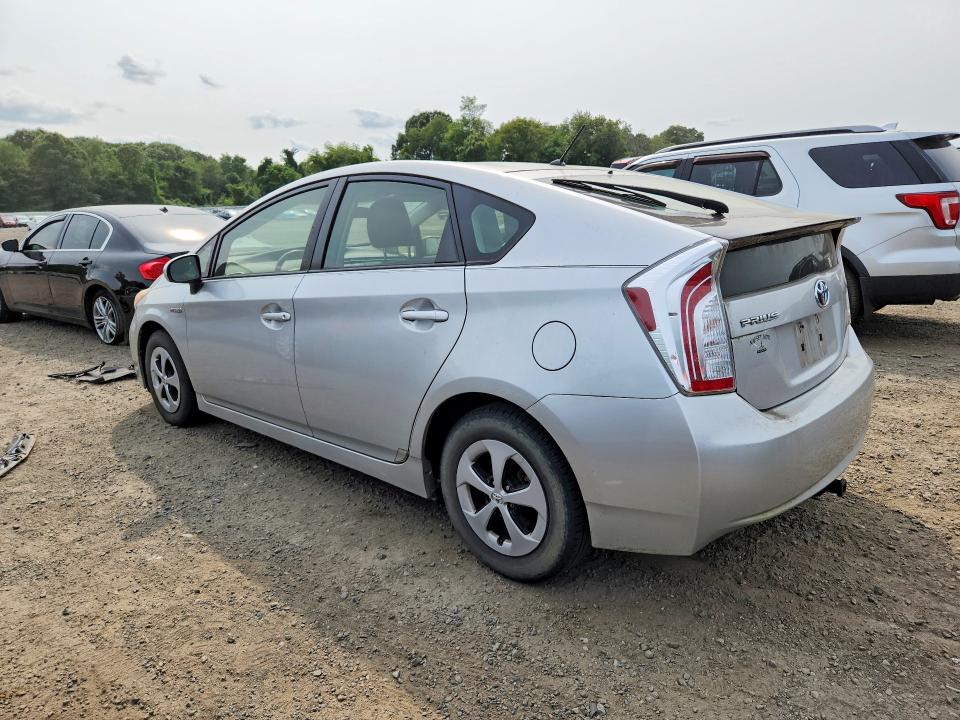 Photo 2 from auction – 2013 TOYOTA PRIUS with VIN JTDKN3DU9D1674849