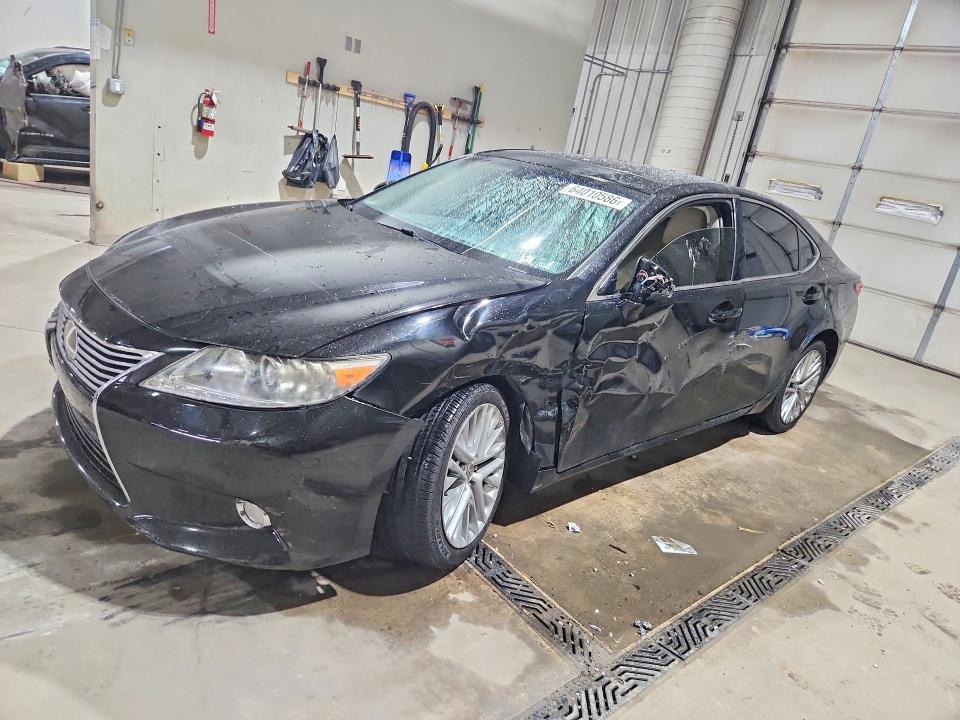 2013 LEXUS ES - Търг №64010586