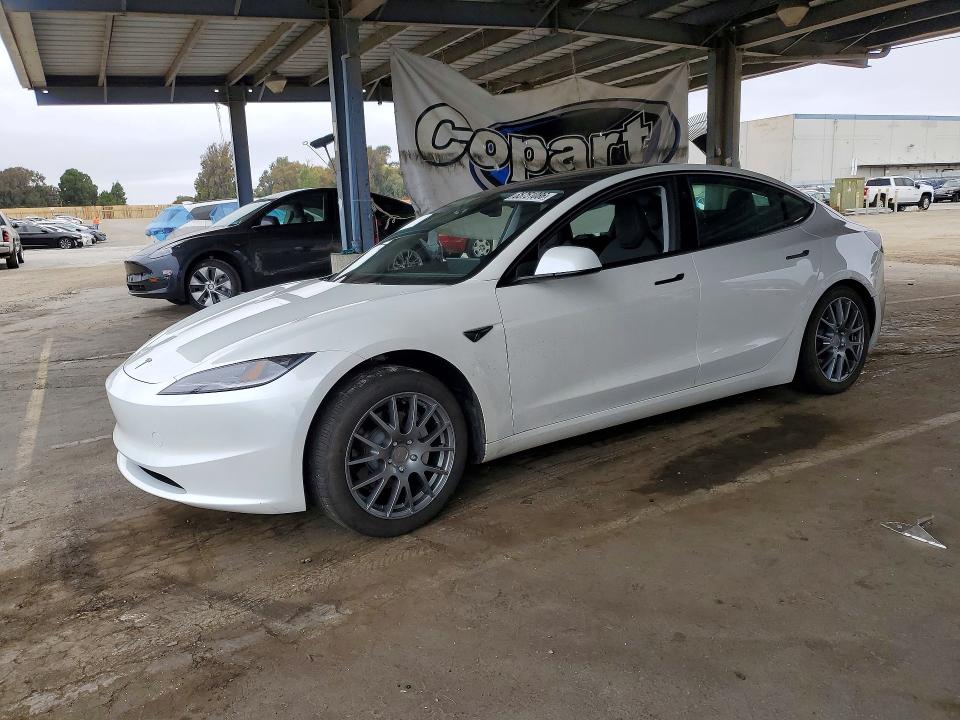 2025 TESLA MODEL 3 - Търг №65751086