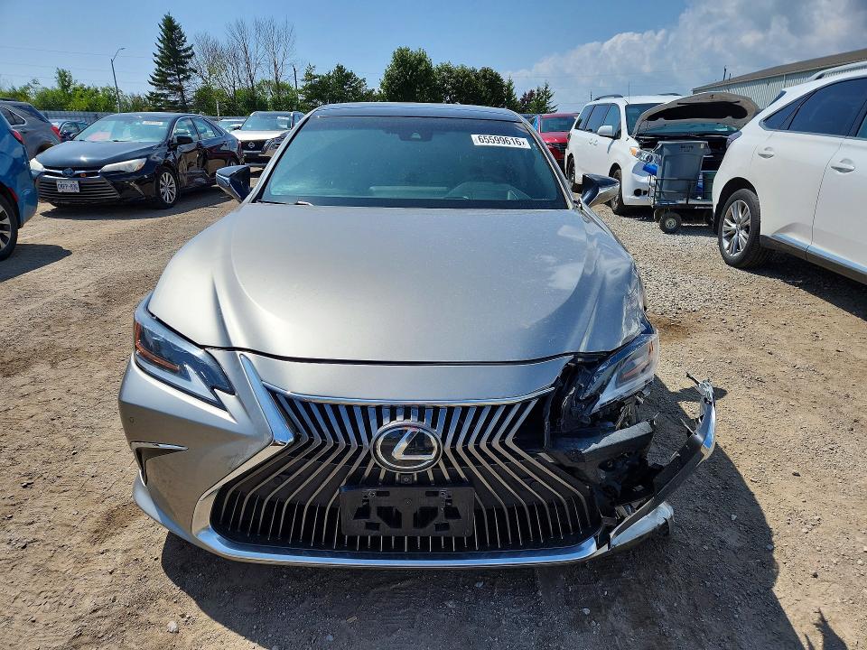 Снимка 5 от търг – 2021 LEXUS ES с VIN 58ABZ1B19MU083022