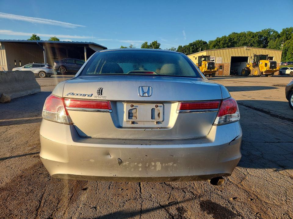 Photo 6 from auction – 2012 HONDA ACCORD with VIN 1HGCP2F41CA111672