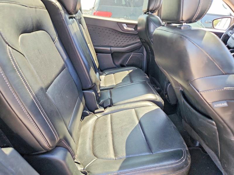 Photo 11 from auction – 2020 FORD ESCAPE with VIN 1FMCU9J94LUB16698