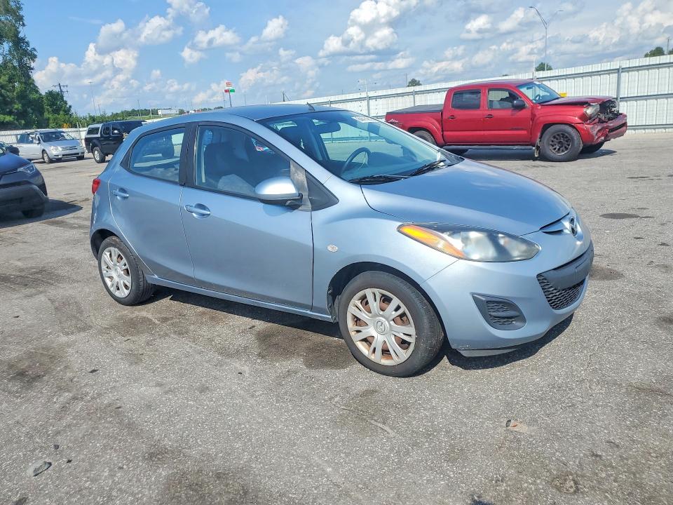 Photo 4 from auction – 2013 MAZDA MAZDA2 with VIN JM1DE1KY0D0155780