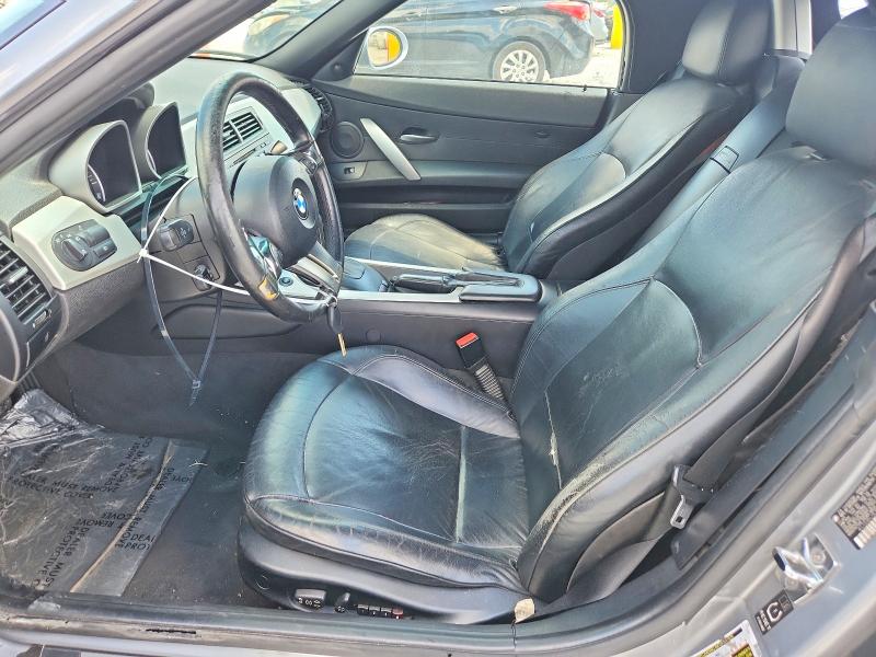 Photo 7 from auction – 2006 BMW Z4 with VIN 4USBU53536LX00954