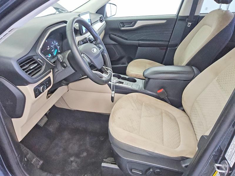 Photo 7 from auction – 2022 FORD ESCAPE with VIN 1FMCU0G6XNUB97864