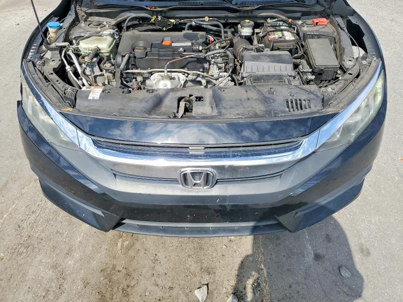 Photo 11 from auction – 2017 HONDA CIVIC with VIN 19XFC2F71HE081837