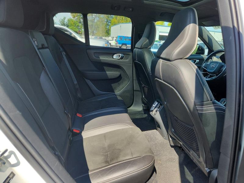Photo 10 from auction – 2020 VOLVO XC40 with VIN YV4162UM4L2308127