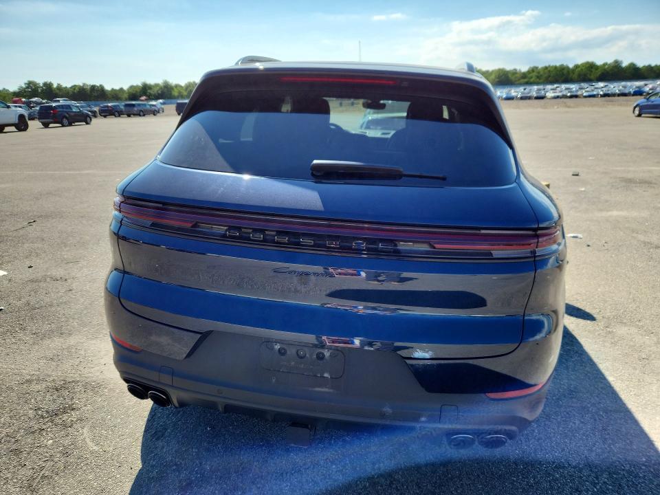 Zdjęcie 6 z aukcji – 2025 PORSCHE CAYENNE z VIN WP1AA2AY9SDA00347