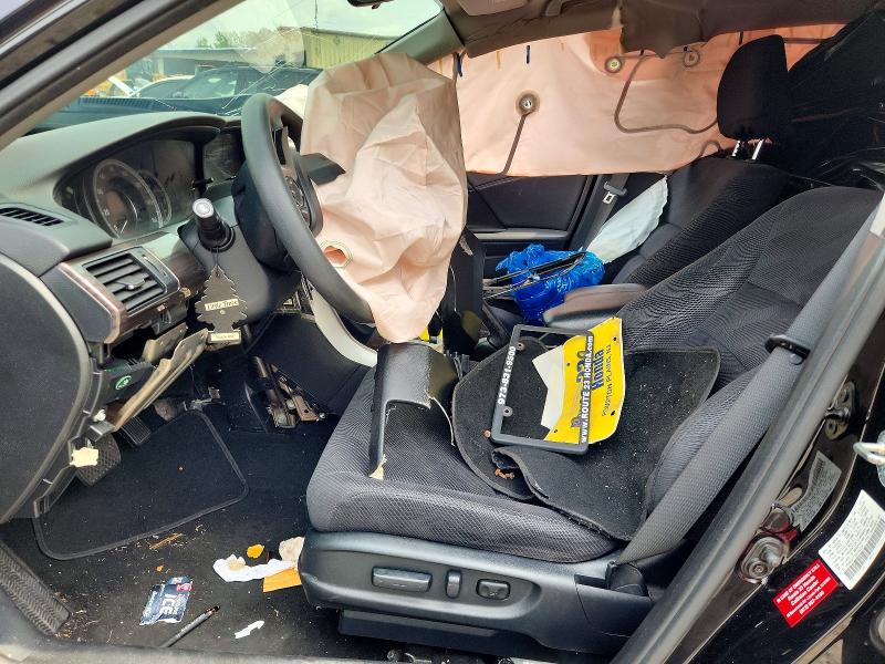 Photo 7 from auction – 2016 HONDA ACCORD with VIN 1HGCR2F71GA160204