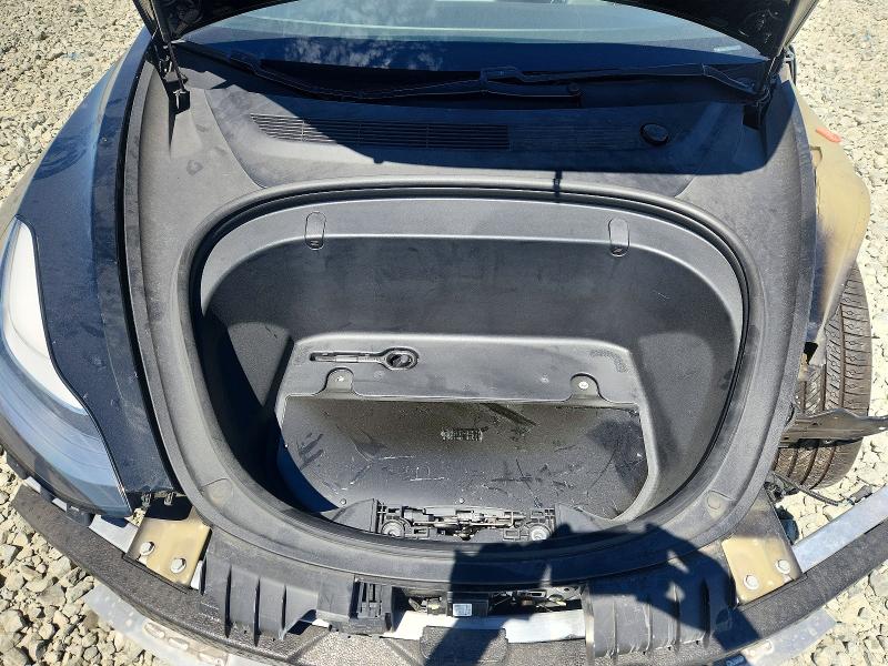 Photo 11 from auction – 2019 TESLA MODEL 3 with VIN 5YJ3E1EB9KF197057