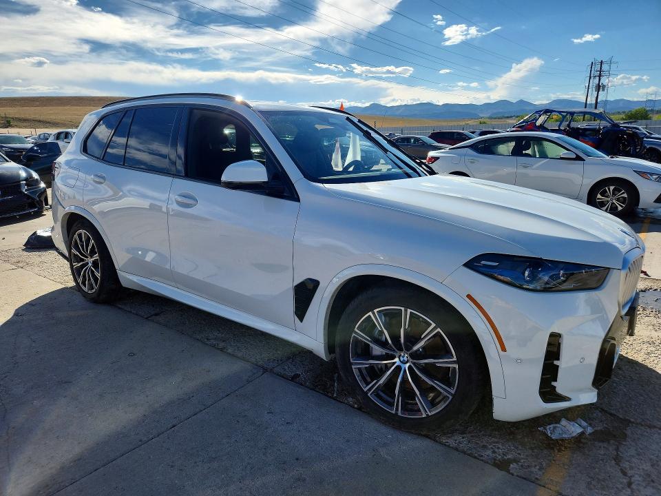 Photo 4 from auction – 2026 BMW X5 with VIN 5UX43EU07T9209167
