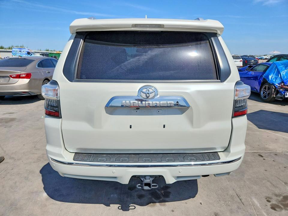 Photo 6 from auction – 2023 TOYOTA 4RUNNER with VIN JTEKU5JR1P6089829