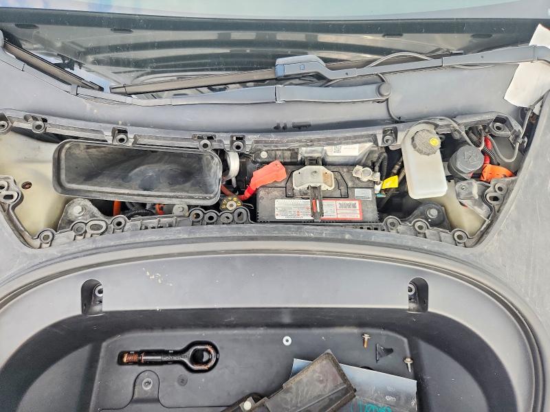 Photo 11 from auction – 2019 TESLA MODEL 3 with VIN 5YJ3E1EA5KF420296