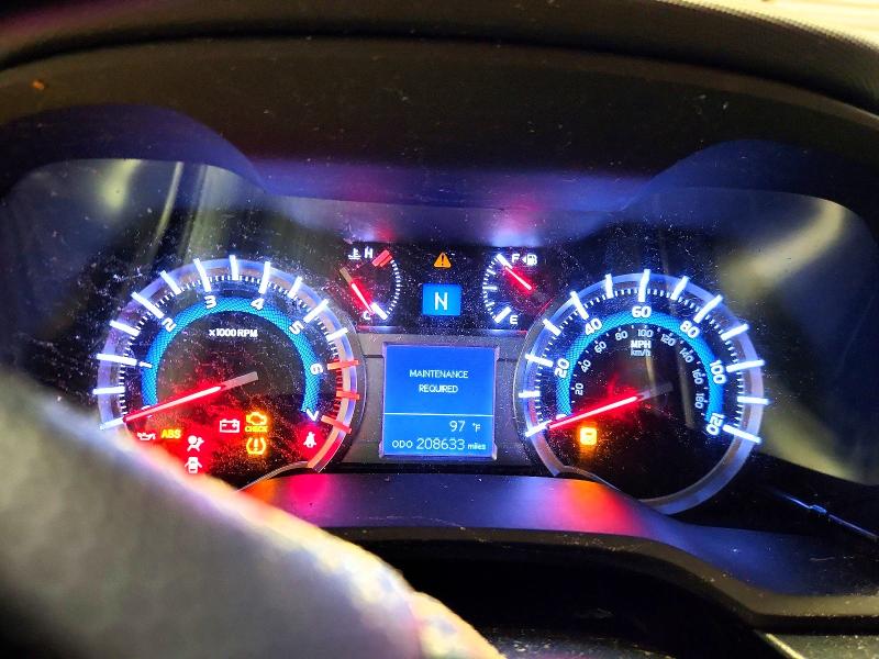 Photo 9 from auction – 2016 TOYOTA 4RUNNER with VIN JTEZU5JR5G5116793