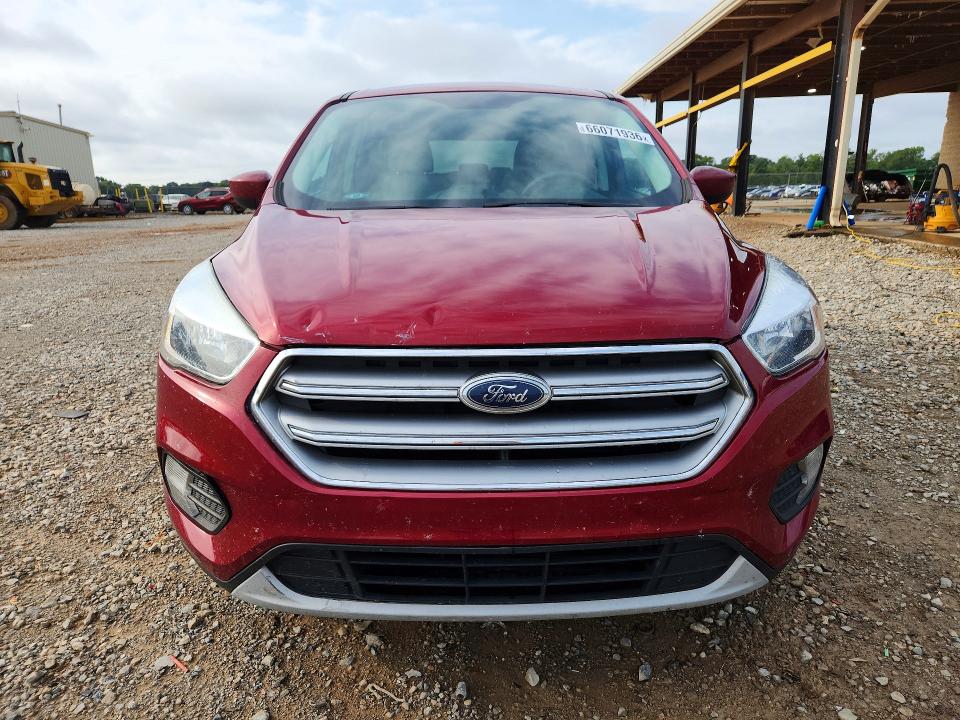 Photo 5 from auction – 2017 FORD ESCAPE with VIN 1FMCU0GD3HUC84136