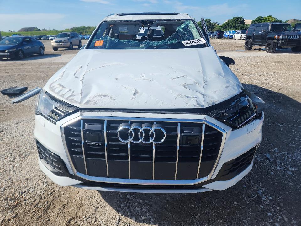 Photo 5 from auction – 2023 AUDI Q7 with VIN WA1LCBF7XPD028552